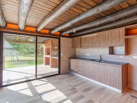 Casa en Venta con 1 cochera