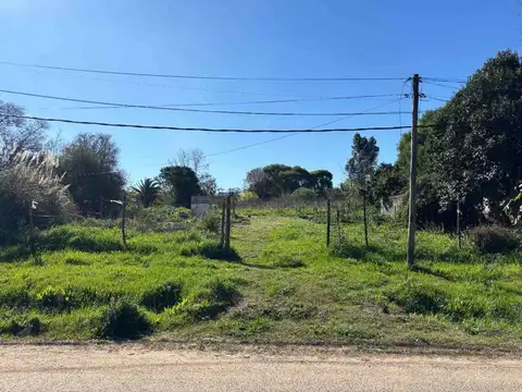 Venta de gran terreno de 1.231m² en Pando