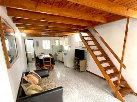 Depto Tipo Casa en Venta de 3 ambientes