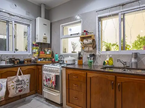 Boulevard Avellaneda 2100