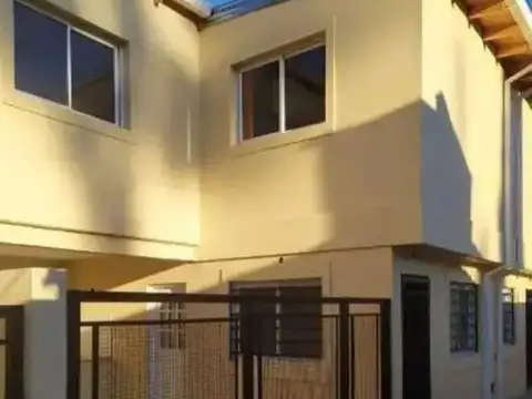 46 e/ 137 y 138 2100