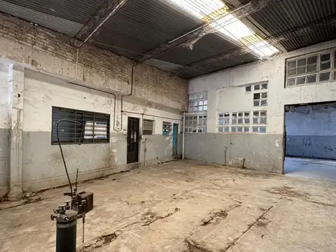 Galpon en Venta en Valentin Alsina, USD 209.500