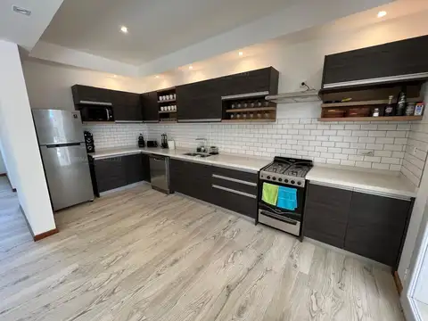 Casa en Alquiler Temporal en Costa Esmeralda, $ 200