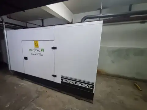 VENTA COCHERA EN ZONA DE TRIBUNALES