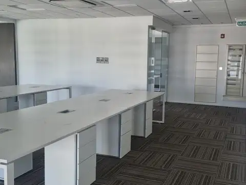 Oficina en Alquiler en Puerto Norte, USD 4.400