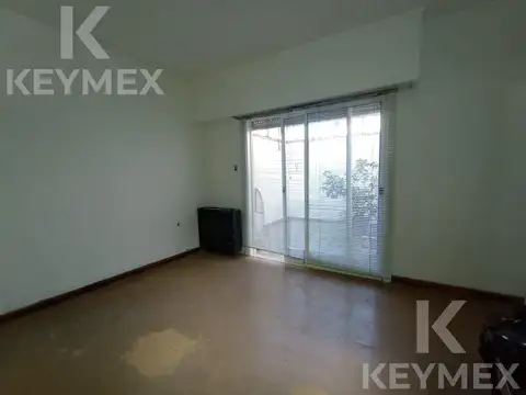 Depto Tipo Casa en Alquiler de 1 dormitorio