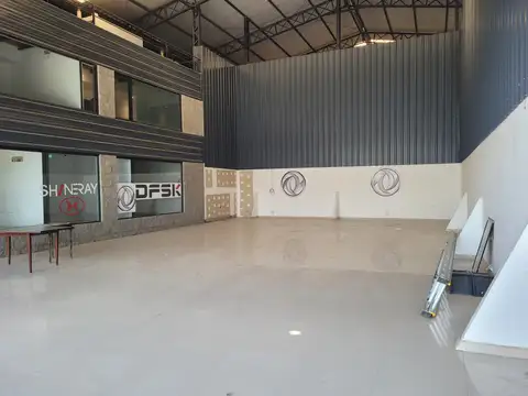 Local en Alquiler en Benavidez, USD 5.800