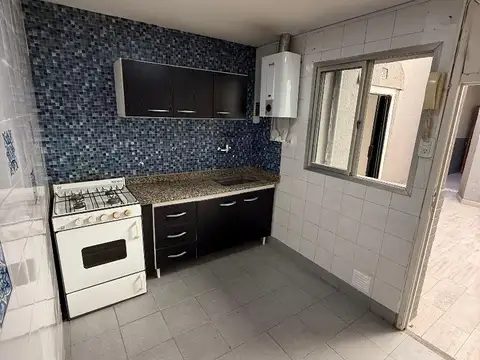 Terrada 1700, Piso pb