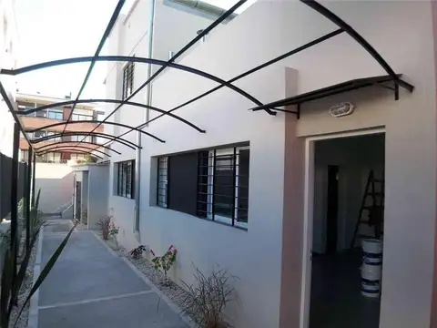 OPORTUNIDAD 3 DEPARTAMENTOS EN PH MAS PARQUE DE 300 M2 (SON 3 DEPTOS SE VENDEN EN CONJUNTO D270.000)