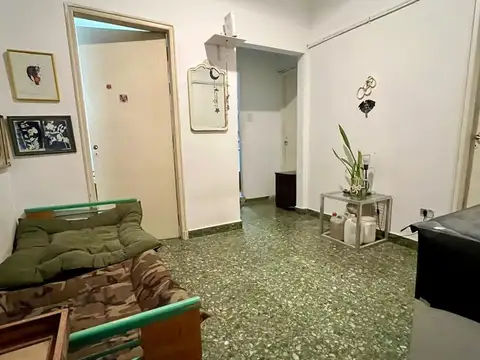 Depto Tipo Casa en Venta en Almagro, USD 190.000