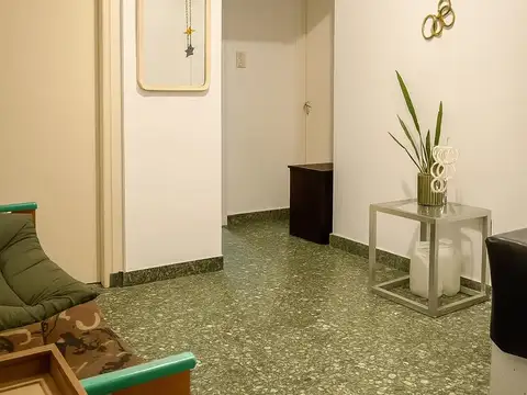 Depto Tipo Casa en Venta de 6 ambientes