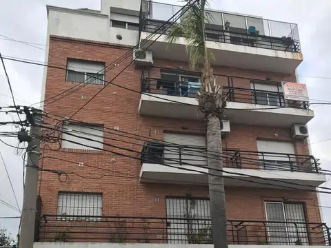 Alvarado 800, Piso 2