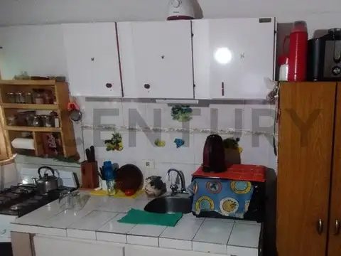 526 entre 120 y 121. Casa en venta Tolosa