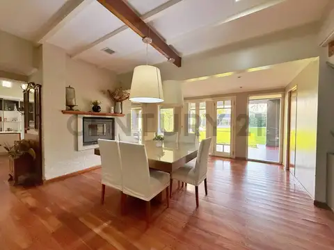 Casa en Venta de 4 dormitorios