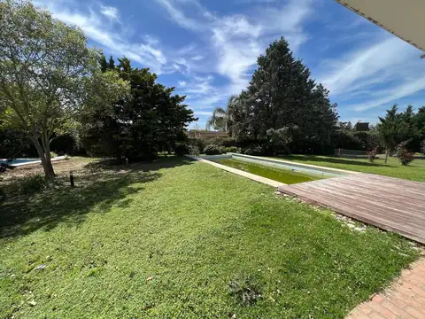 Casa en Solares del Carcaraña , muy funcional . Diseño unico