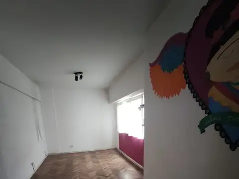 Departamento en Alquiler en Coghlan, $ 490.000