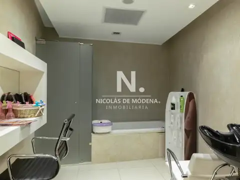 Terreno en Venta en Playa Mansa, USD 210.000