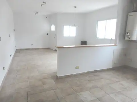 PH TODO EN PLANTA BAJA - Florida Belgrano-Oeste