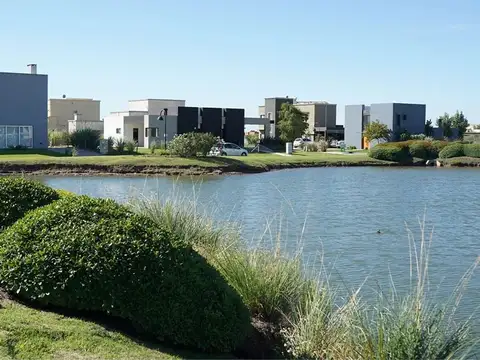 Terreno en Venta en Horizontes al Sur, USD 28.000