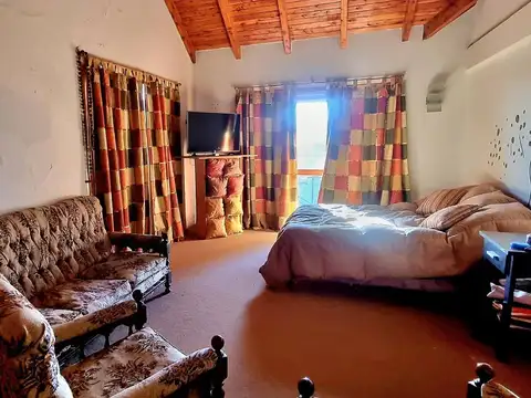 Casa 5 dormitorios - Las Victorias - Ideal emprendimiento co