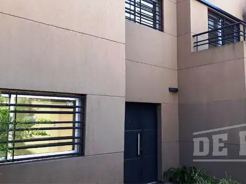 Casa en Venta en Quilmes Oeste