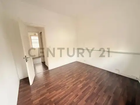 Av J B Alberdi 1300, Piso 2