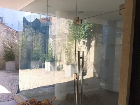 LOCAL Calle 51 e/ 17 y 18