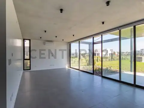 av. arturo illia 300, Piso 0