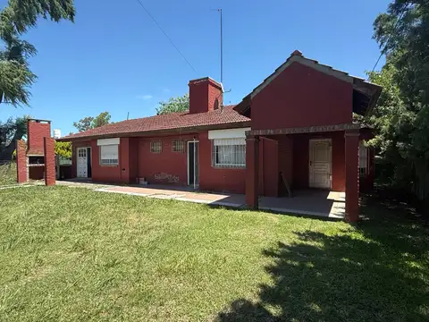 Casa apto crédito a la venta en Barrio Parque Sakura - Exaltación de la Cruz