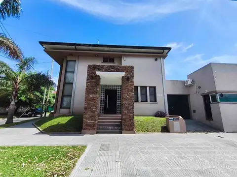 Casa en Venta de 5 dormitorios