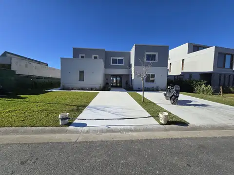 Casa en Venta en Nordelta, USD 1.100.000