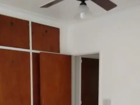 2 AMB. impecable muy luminoso 2 placar amplia cocina 1 cuadra Av. Cabildo/ Subte   digno de ver 