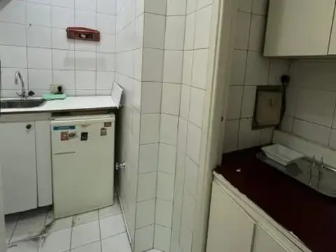 CARLOS PELLEGRINI 700 , Piso 1