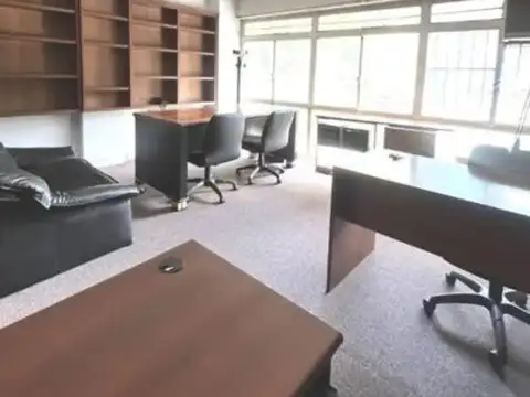 CARLOS PELLEGRINI 700 , Piso 1