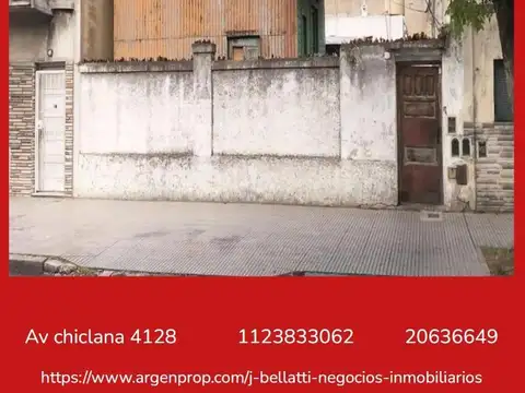 CASA EN VENTA EN POMPEYA DE 6 AMBIENTES SOBRE 8,66 X 26 MTS