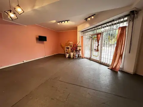Local en Venta 35 años