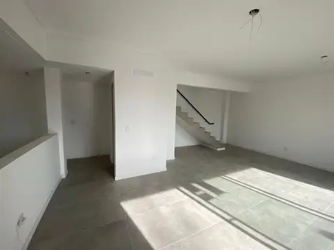 Depto Tipo Casa en Venta al Noreste