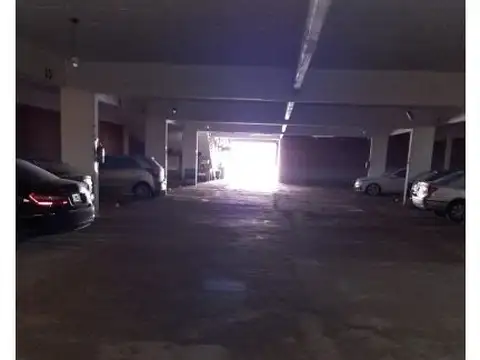 calle 23 y 16 , Piso 0