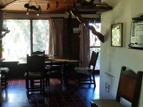 Casa en Venta con 6 cocheras
