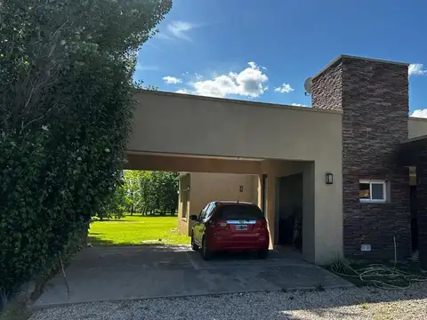 Casa en Venta en La Escondida, USD 279.000