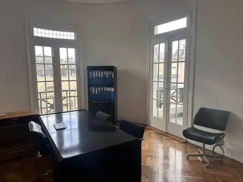 Oficina en Alquiler 30 años