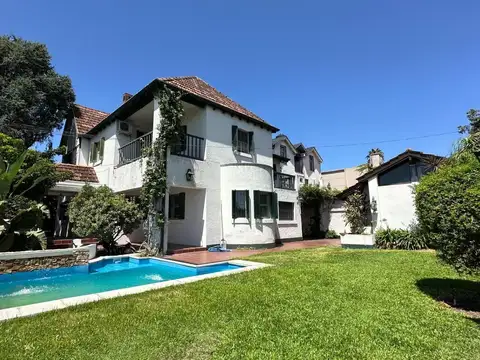 VENTA CASA 6 AMBIENTES QUILMES