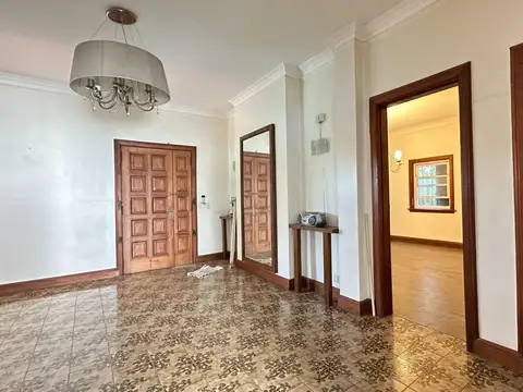 VENTA CASA 6 AMBIENTES QUILMES