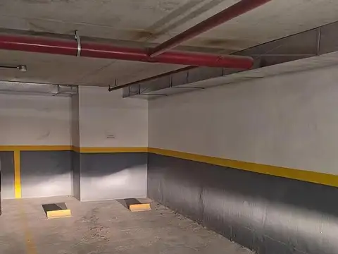 Avenida Corrientes e/ Jerónimo Salguero y Bulnes