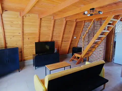 OPORTUNIDAD CASA MODERNA C PILETA ESCUCHA OFERTAS