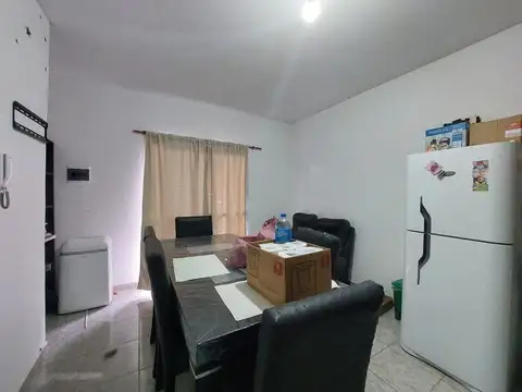 Departamento en Alquiler en Platanos, $ 450.000