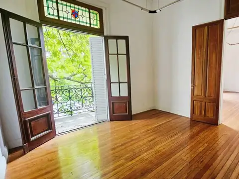 PH-4AMB-BALCÓN-PATIO CUBIERTO-TERRAZA-FLORES