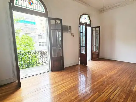 PH-4AMB-BALCÓN-PATIO CUBIERTO-TERRAZA-FLORES