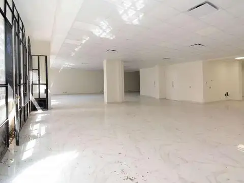 Monserrat, Edif en block, Alquiler. 3400m2. Plantas libres, Edificio histórico reciclado a nuevo!