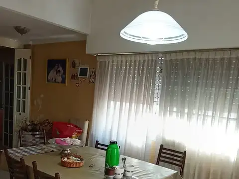 VENTA CASA  EN EXCELENTE UBICACION EN VILLA MADERO